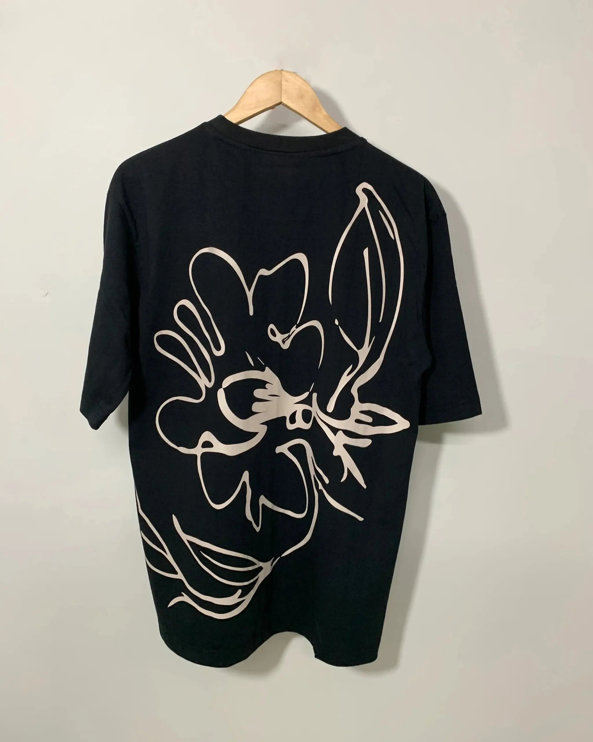 Black petal oversized tees