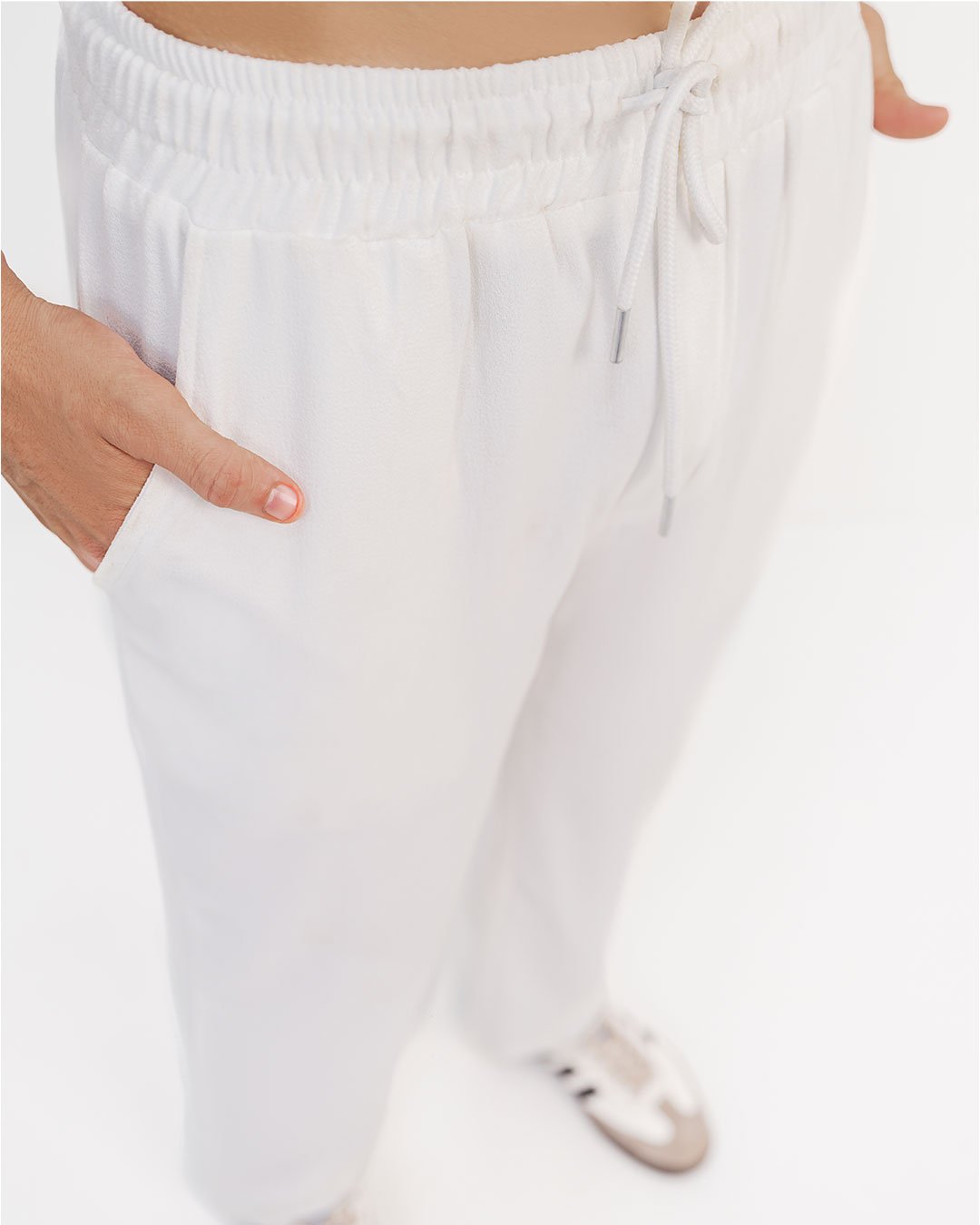 White Loose Fit Textured Trouser