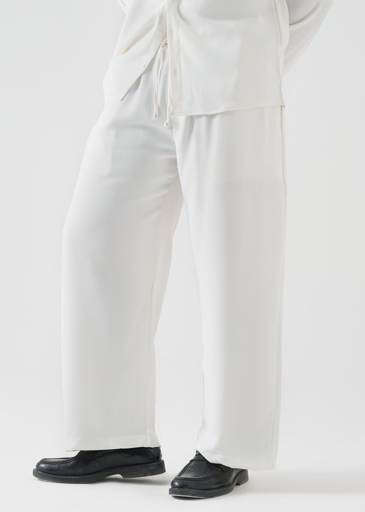 Off-White Linen Trouser Pants