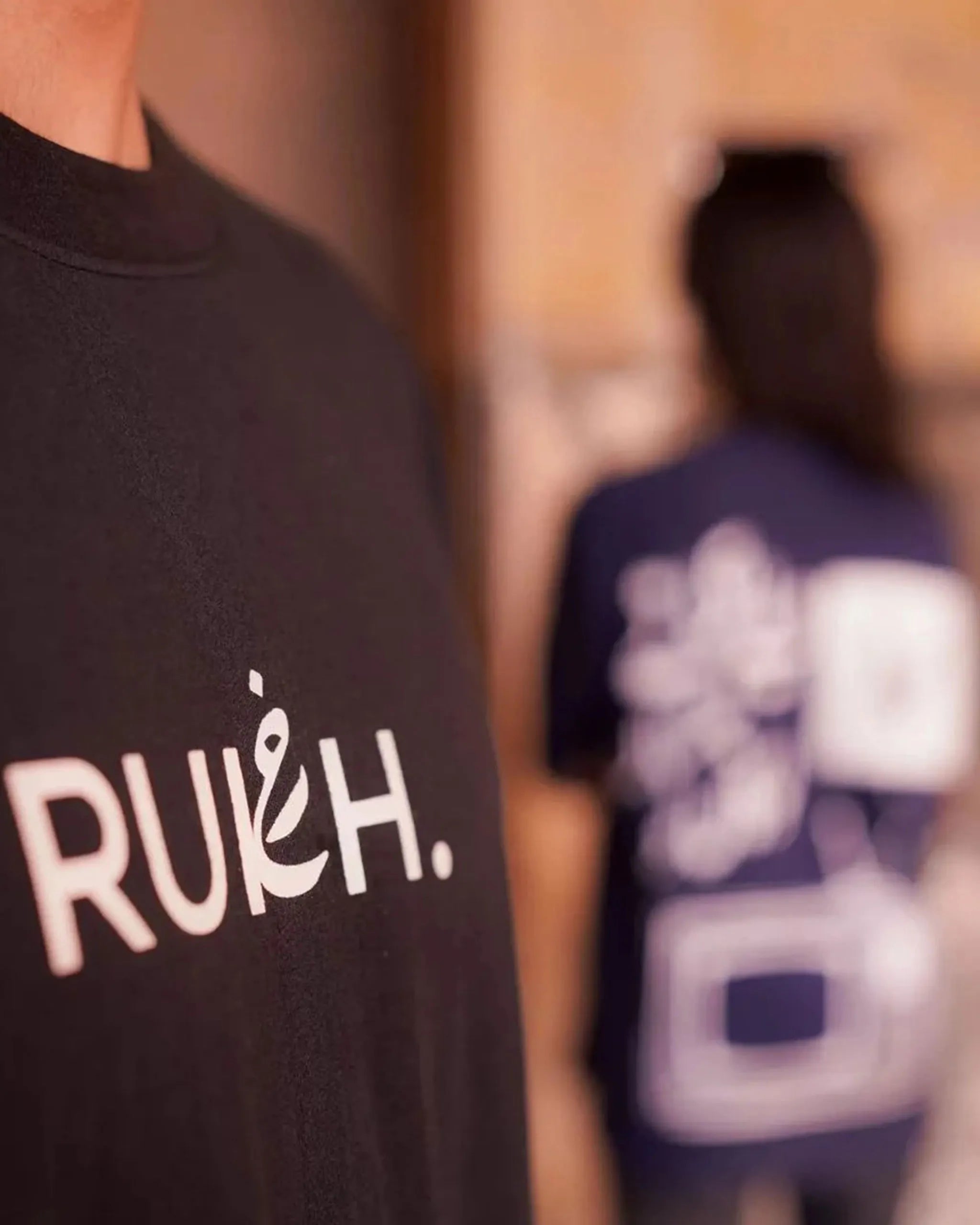 Black petal oversized tees