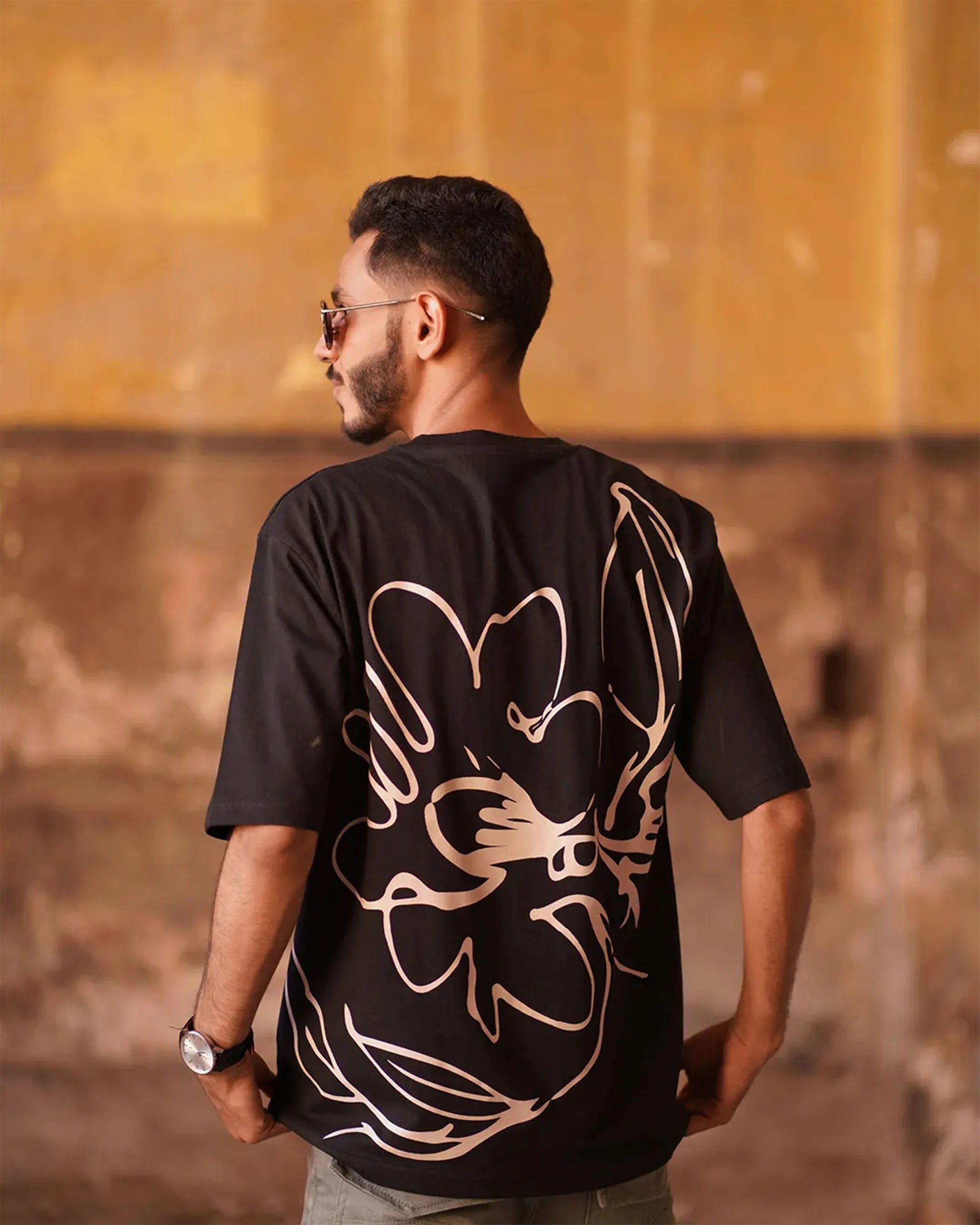 Black petal oversized tees